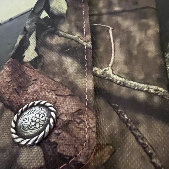 NWOT Webers Camoleather Mossy Oak/pink womens wallet. - Picture 8 of 9